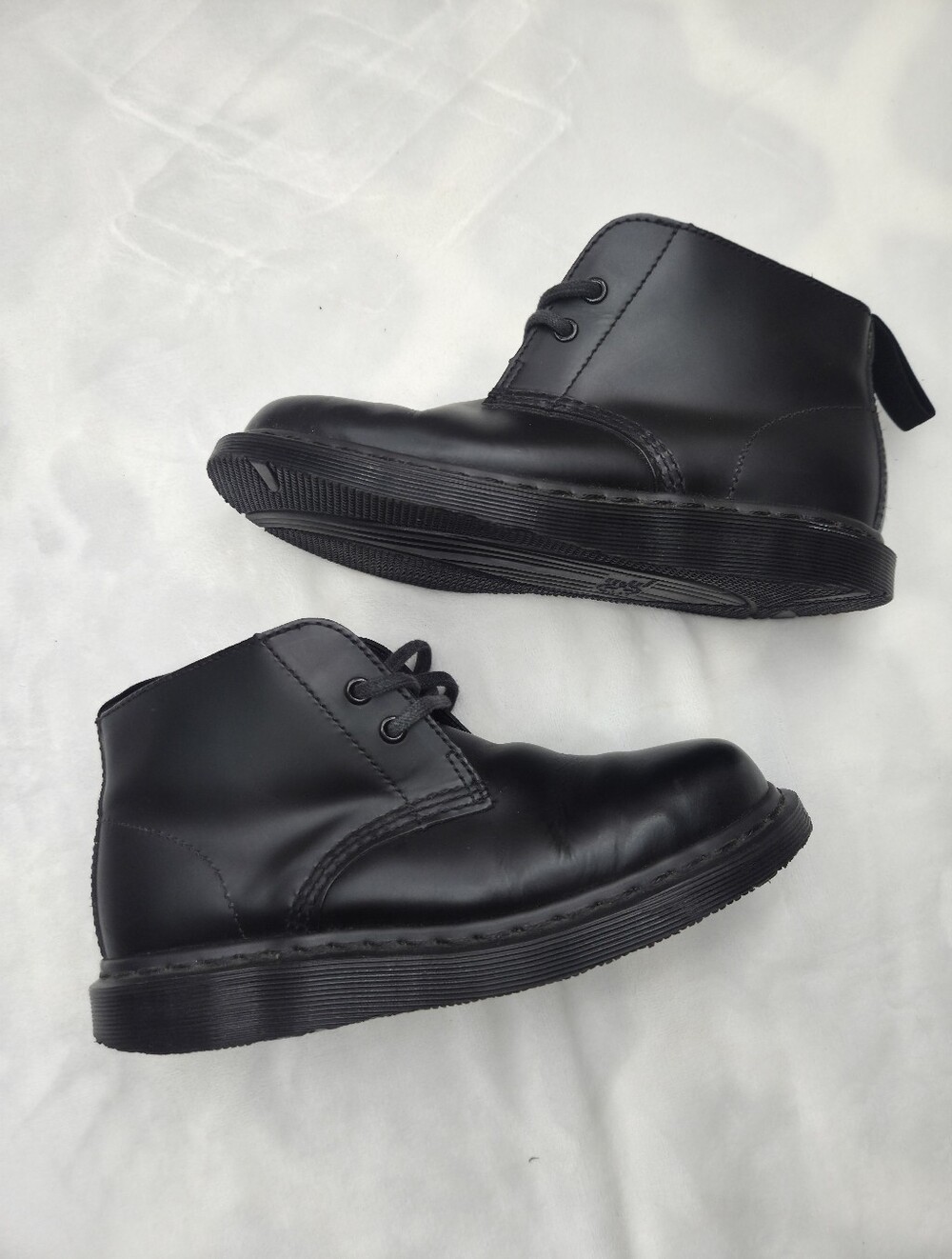 Dr. Martens Wanton Black Leather Chukka Boots Men's 7 Women's 8 EU 39.5